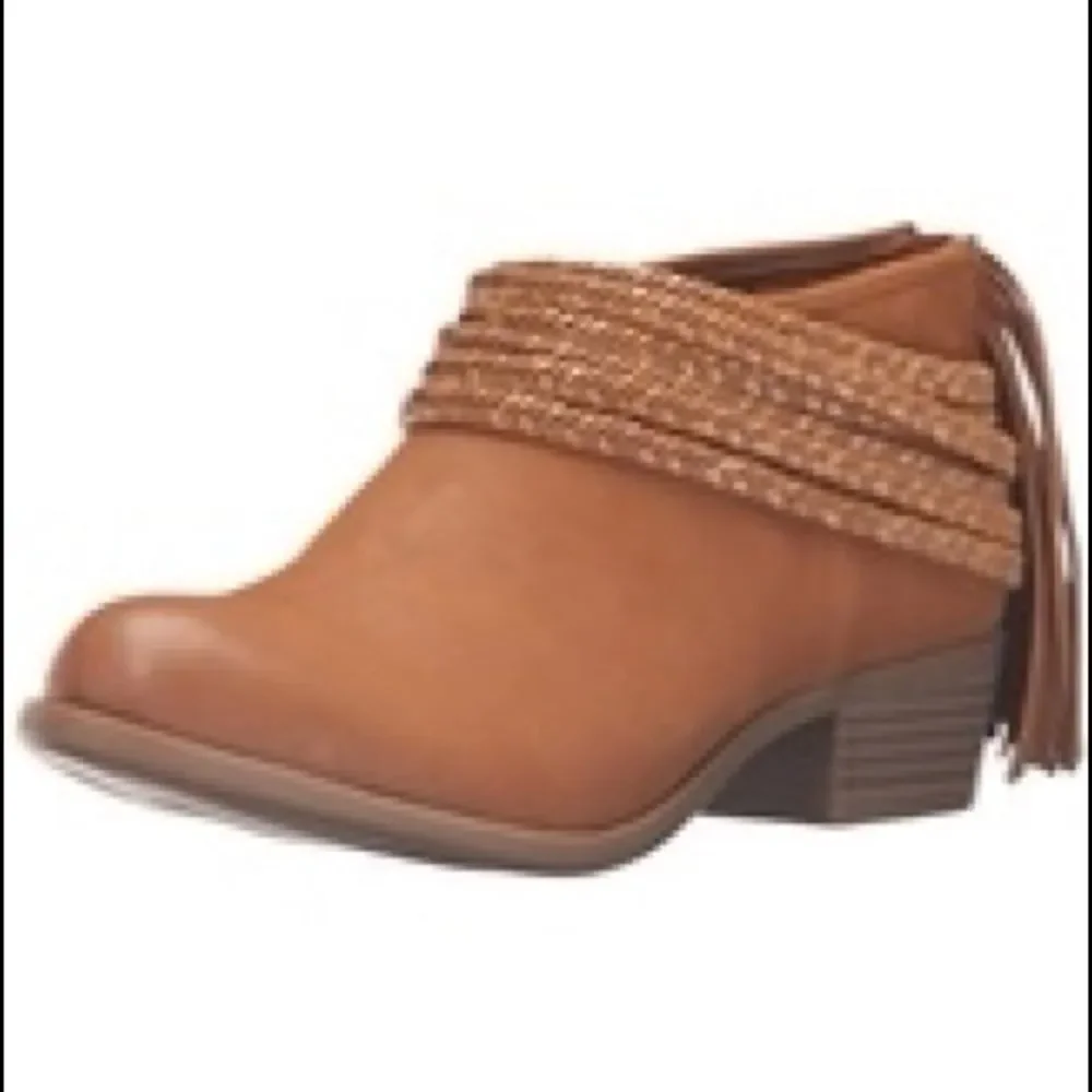 BCBGeneration Craftee Booties - Picture 1 of 7